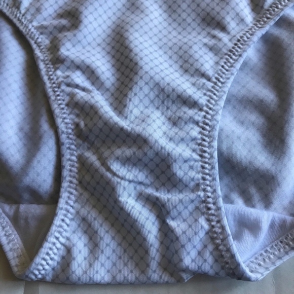 Warner's No Muffin Top Panties S - Picture 12 of 16